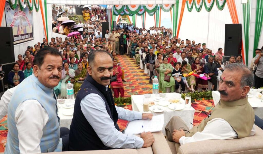    Property acquired through corrupt practices would be confiscated and distributed among the poor: CM